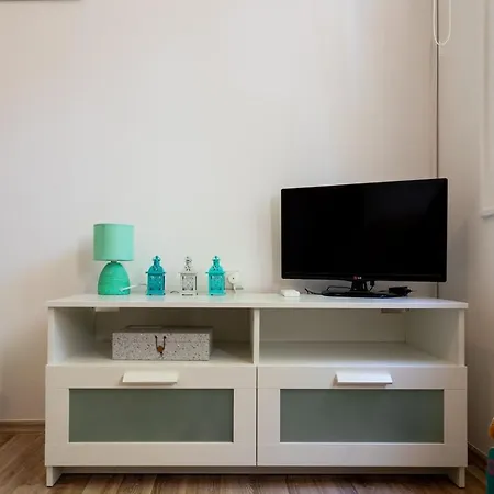 City Centre Studio ***